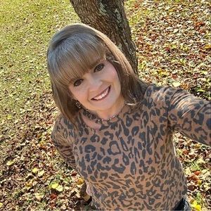 Meet your Posher, Caroline